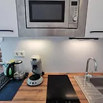 Direkt Am Fluss Naehe Zentrum Апартаменты