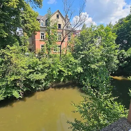 Direkt Am Fluss Naehe Zentrum